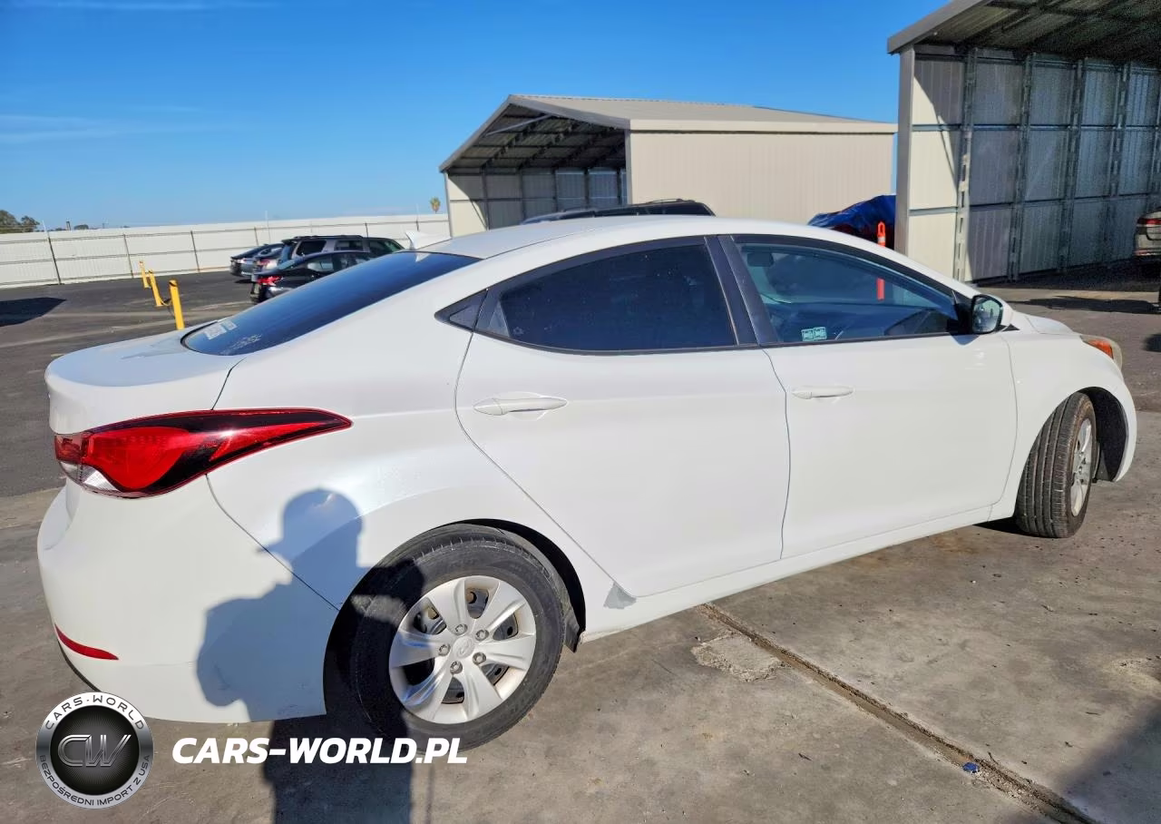 2016 Hyundai Elantra Se VIN:5NPDH4AE9GH695572 - 3