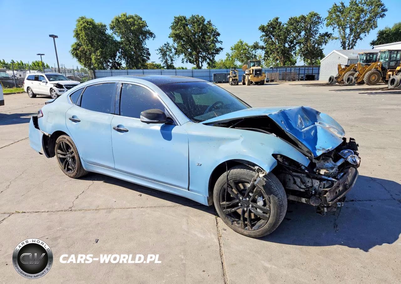 2015 Infiniti Q70 3.7 VIN:JN1BY1AP1FM541565 - 4
