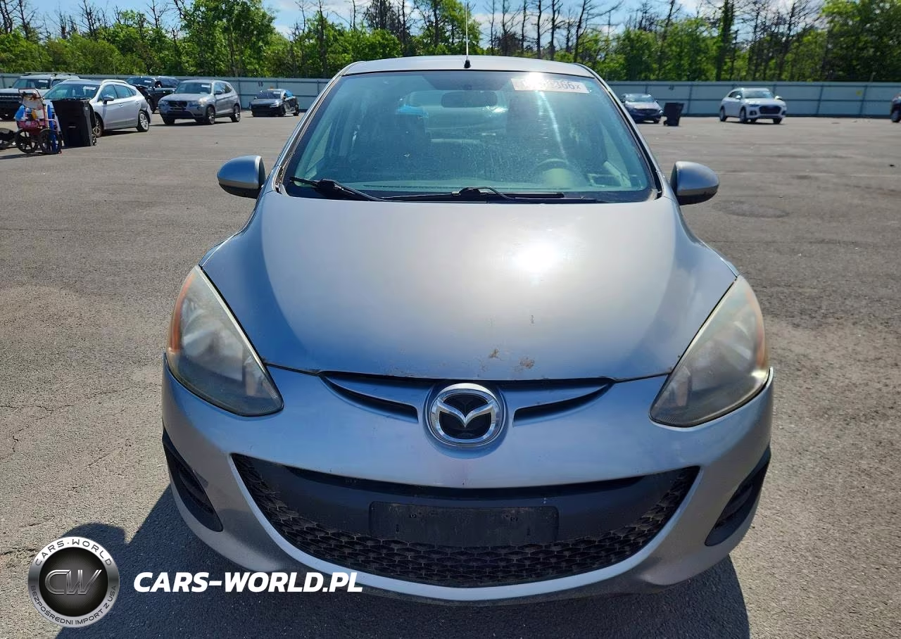 2014 Mazda Mazda2 Sport VIN:JM1DE1KZXE0185119 - 5