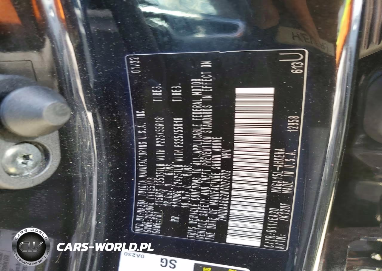 2022 Toyota Corolla Cross Xle VIN:7MUDAABG2NV007802 - 13