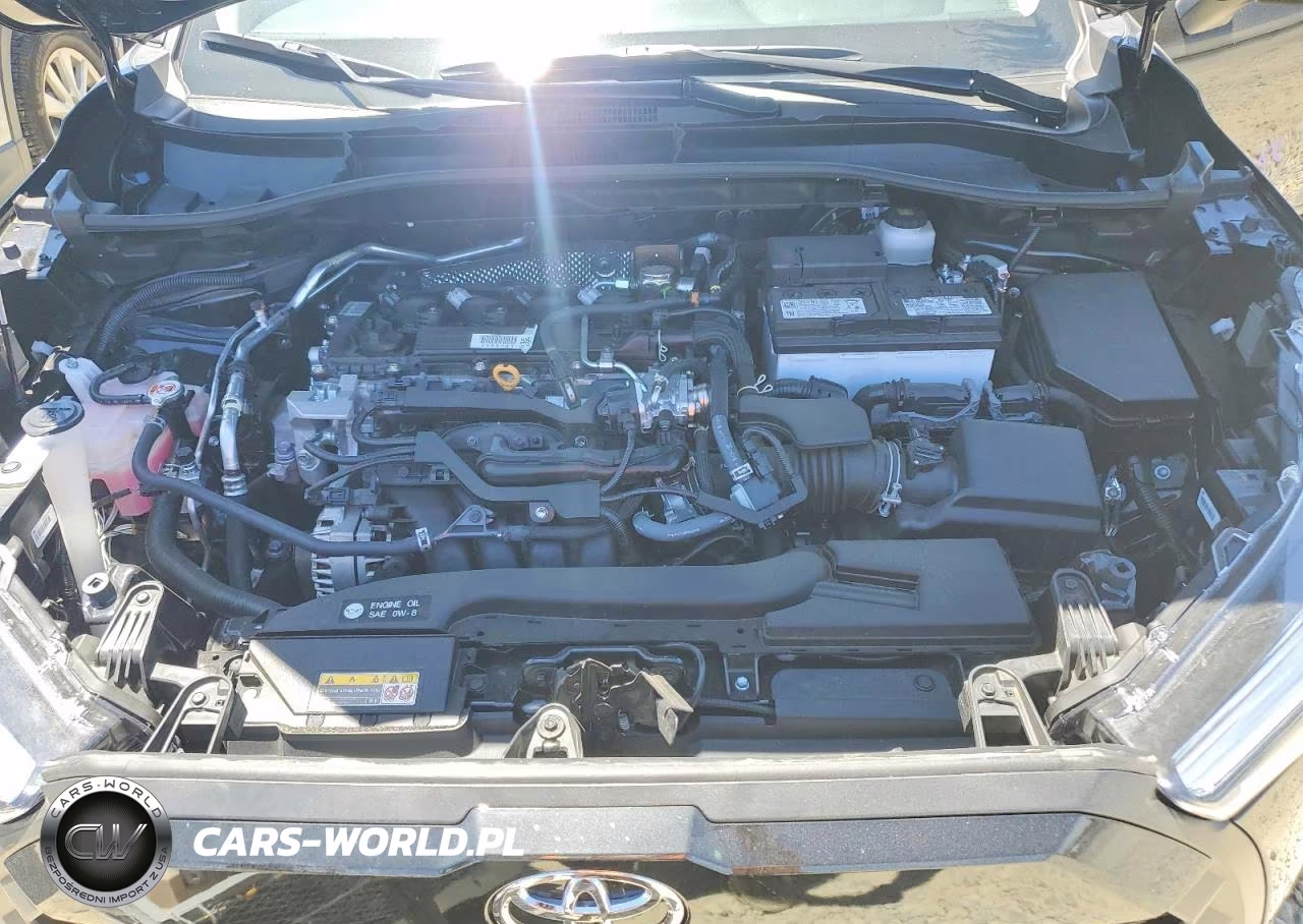 2026 Toyota Corolla Cross Xle VIN:7MUDAABGXTV167696 - 12