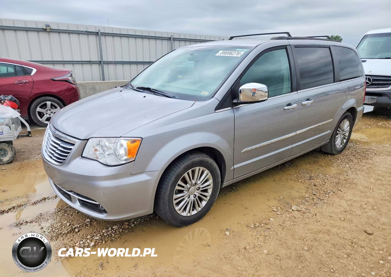 2015 Chrysler Town & Country Touring L