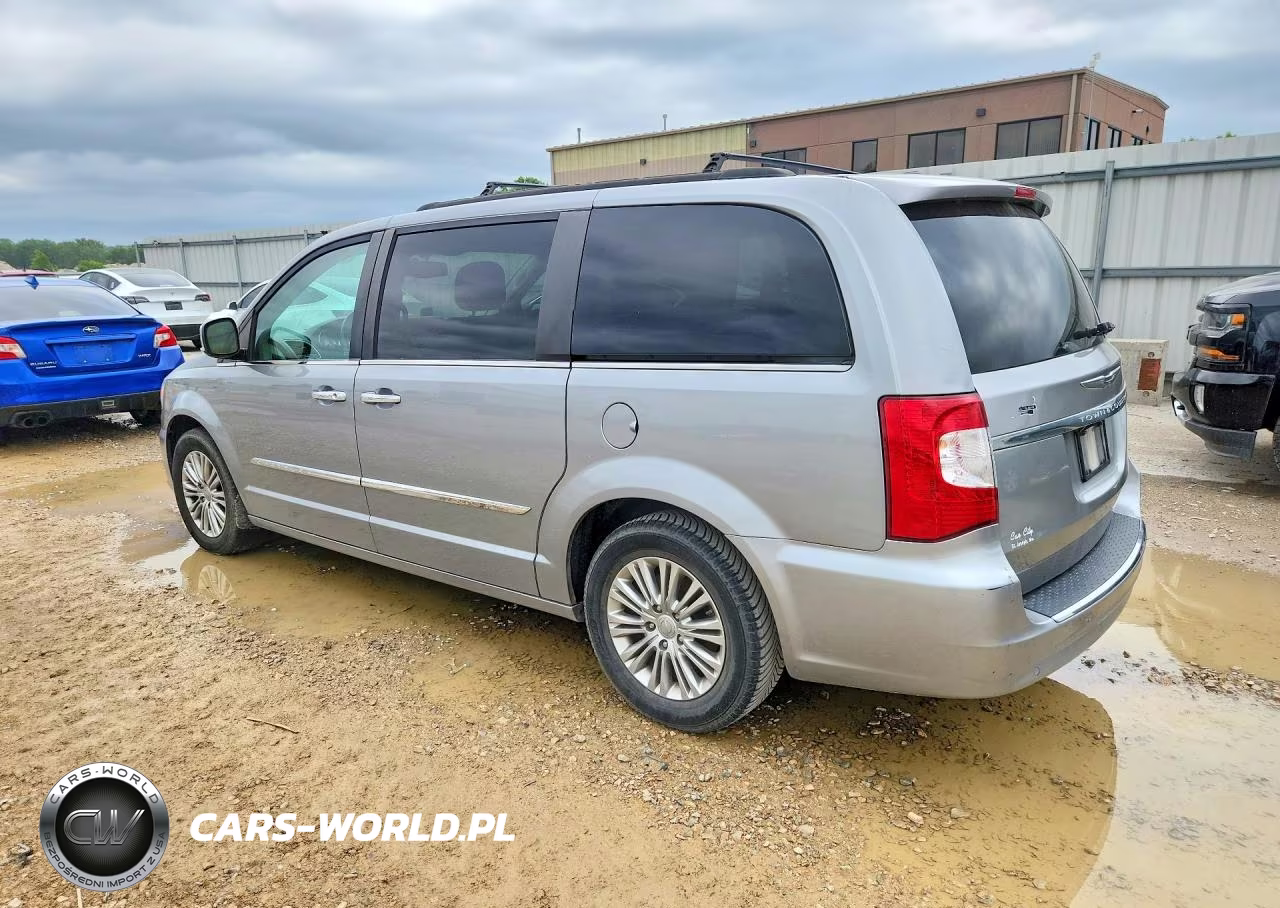 2015 Chrysler Town & Country Touring L VIN:2C4RC1CG0FR676654 - 2