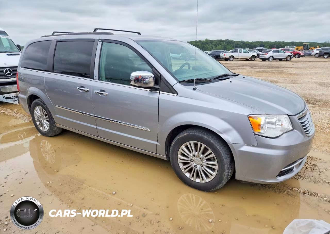 2015 Chrysler Town & Country Touring L VIN:2C4RC1CG0FR676654 - 4