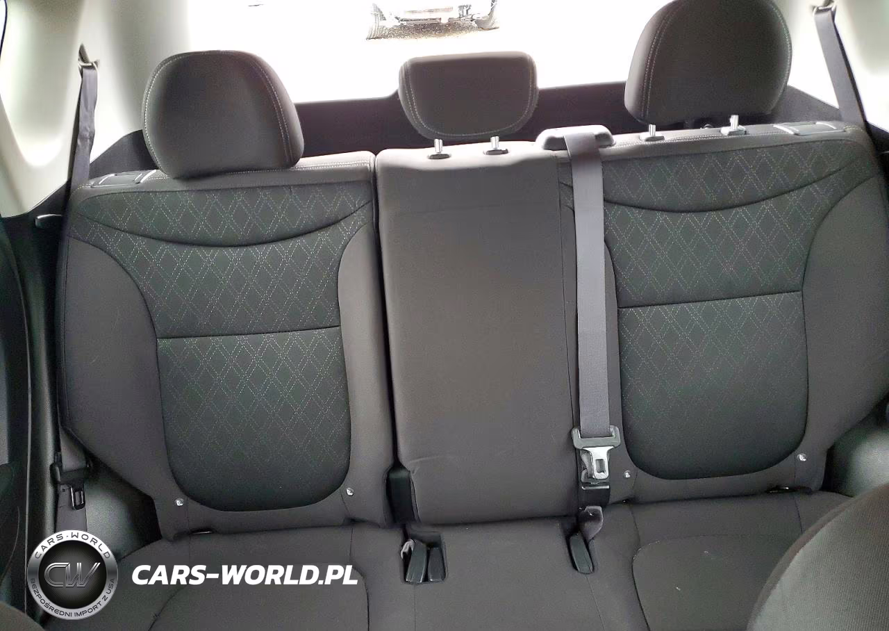 2015 Kia Soul + VIN:KNDJN2A29F7129405 - 10