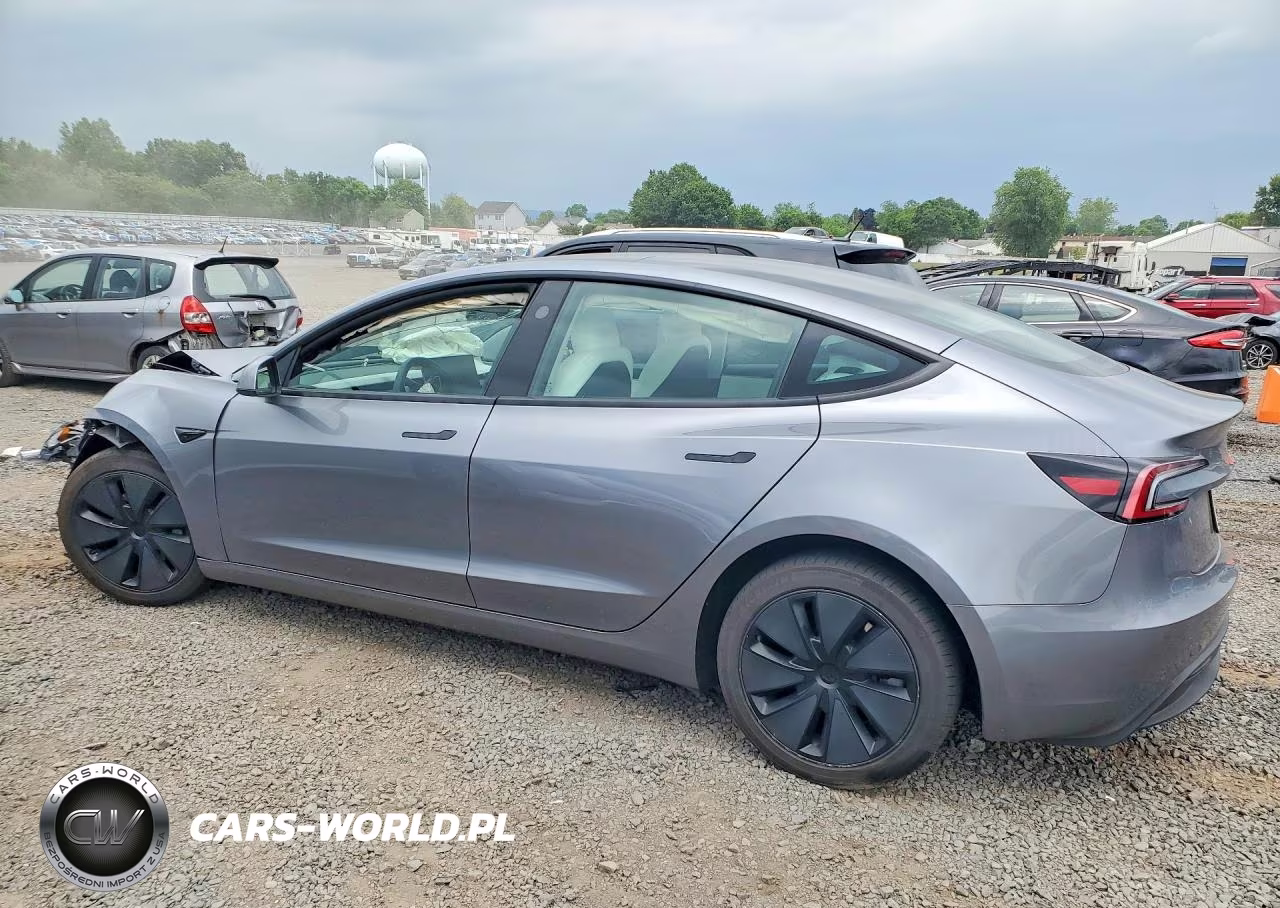 2024 Tesla Model 3 VIN:5YJ3E1EAXRF866387 - 2