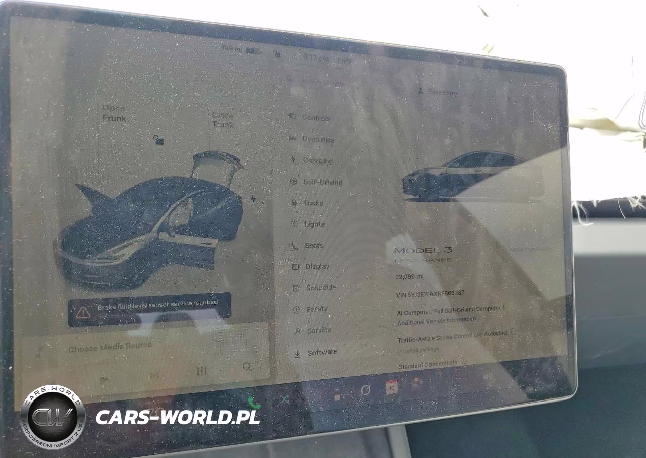 2024 Tesla Model 3 VIN:5YJ3E1EAXRF866387 - 9