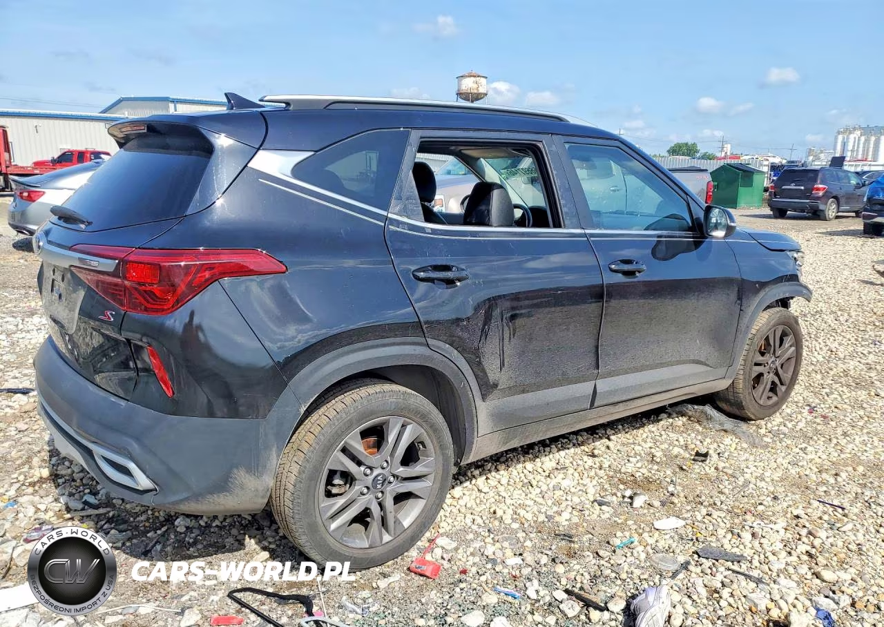 2021 Kia Seltos S VIN:KNDEU2AA6M7049780 - 3