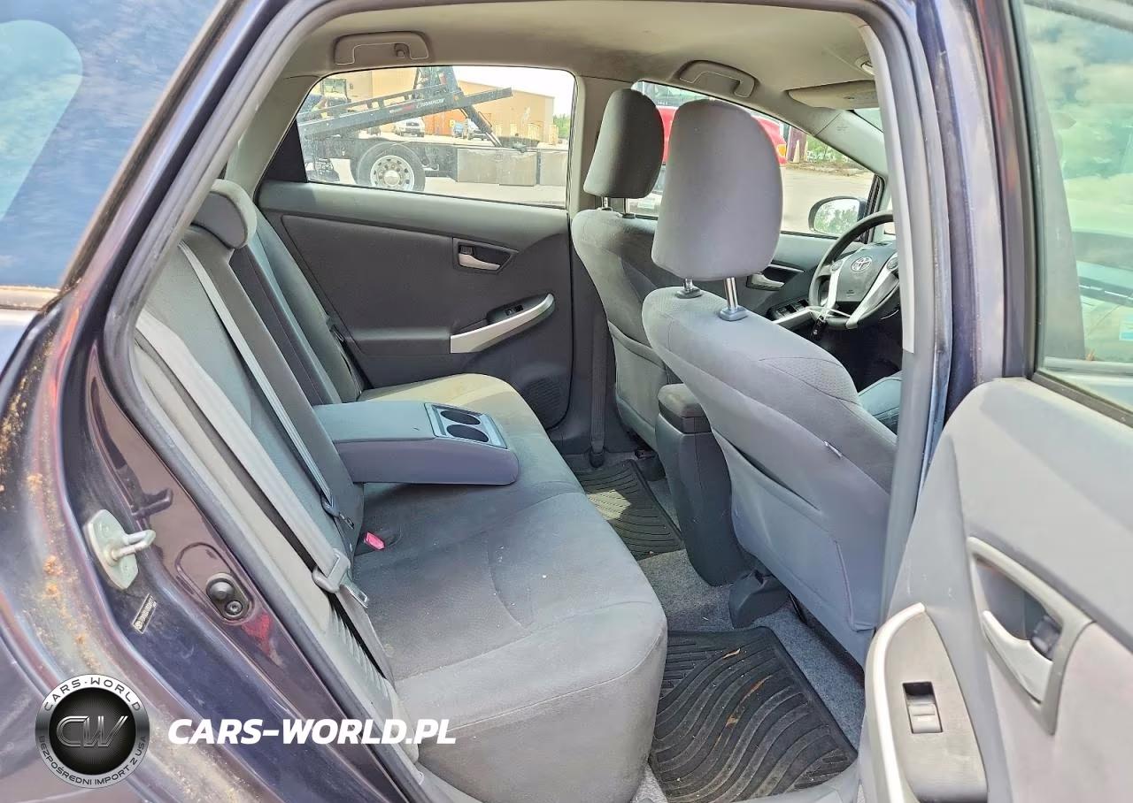 2011 Toyota Prius Two VIN:JTDKN3DU1B0269717 - 10