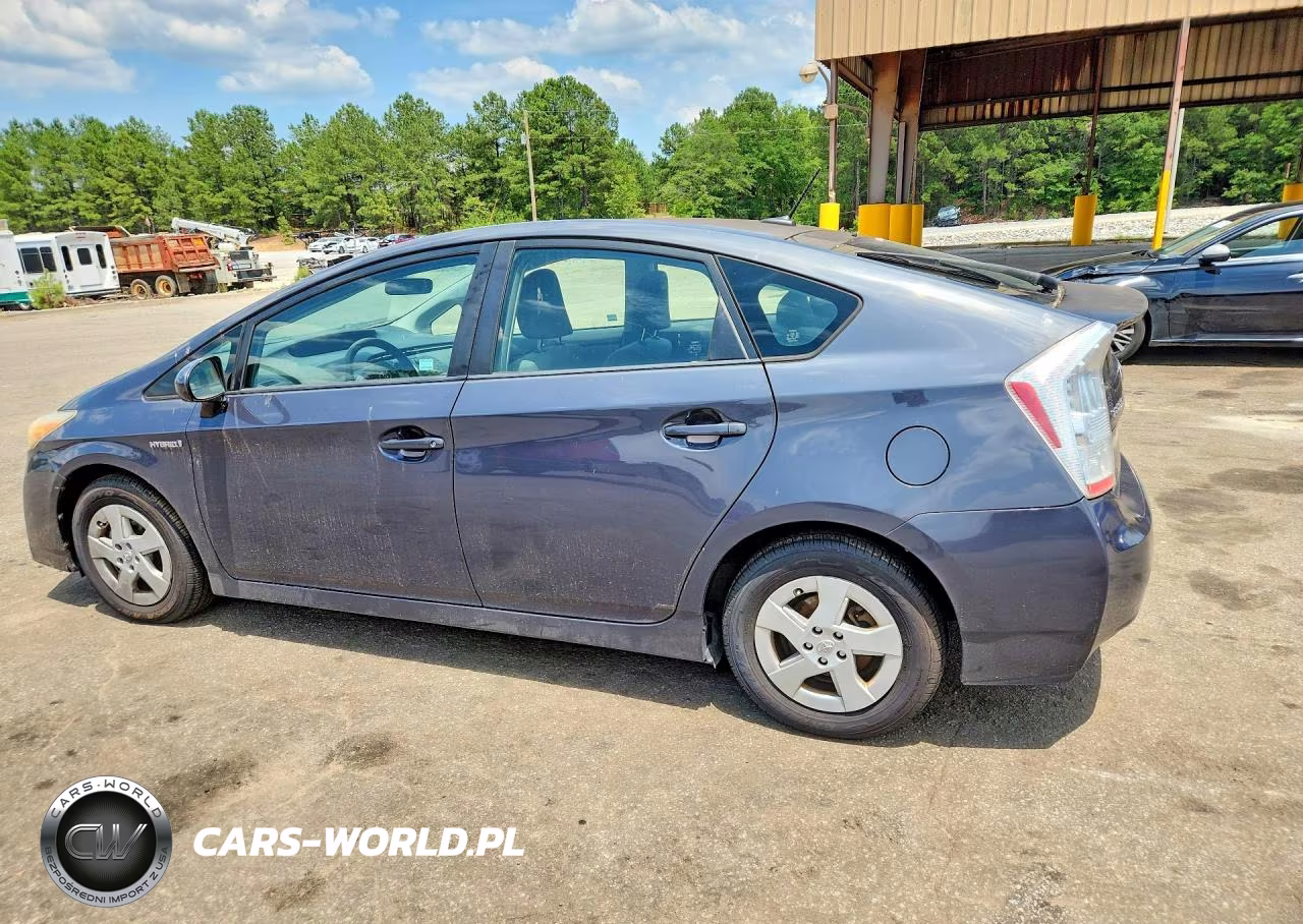 2011 Toyota Prius Two VIN:JTDKN3DU1B0269717 - 2