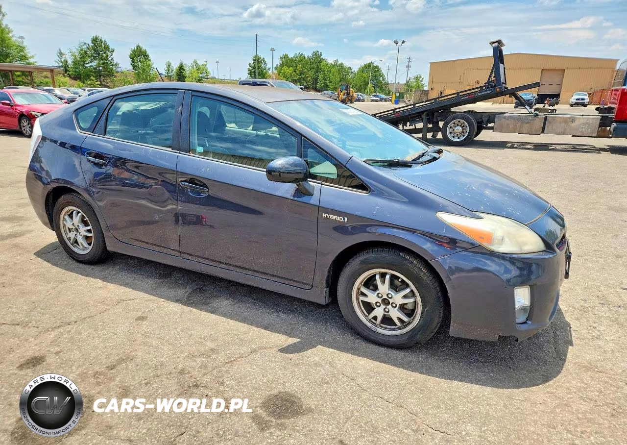 2011 Toyota Prius Two VIN:JTDKN3DU1B0269717 - 4