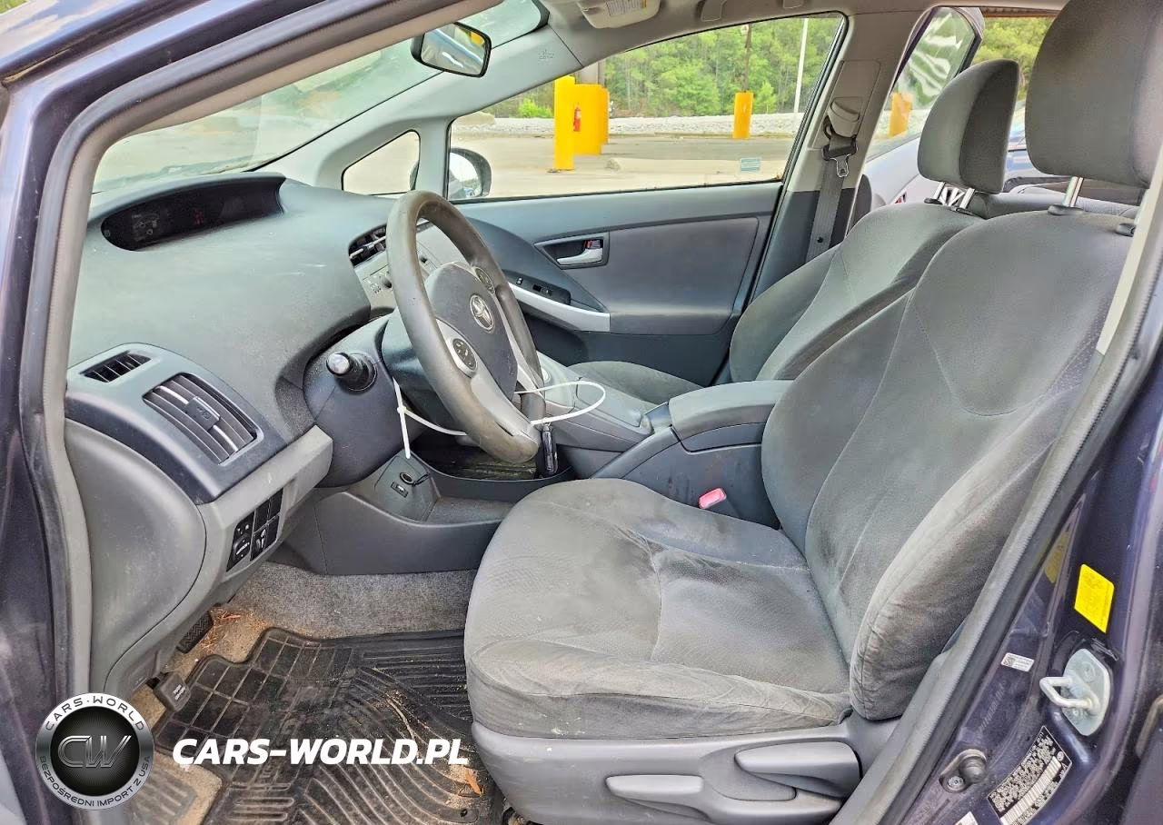 2011 Toyota Prius Two VIN:JTDKN3DU1B0269717 - 7