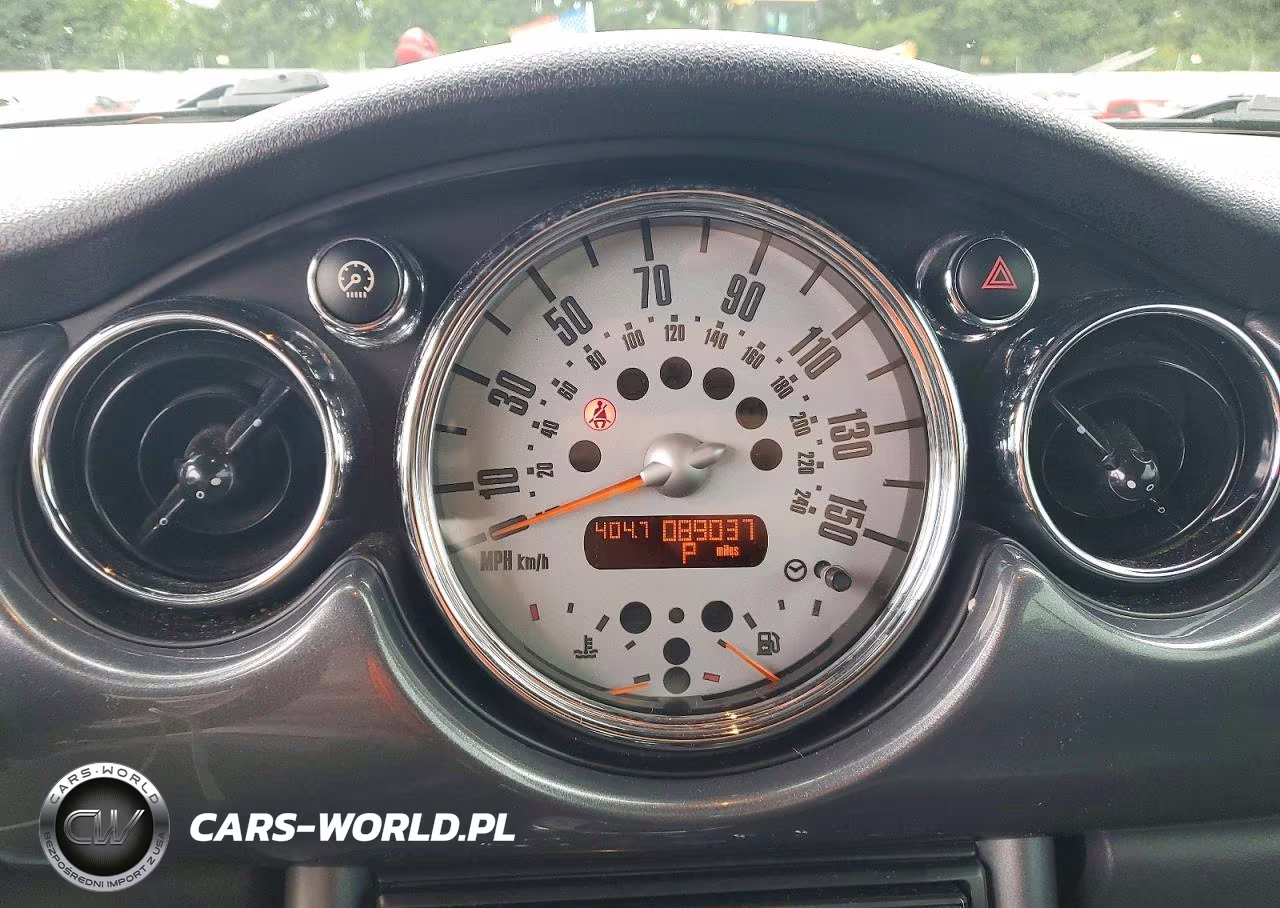 2007 Mini Cooper S VIN:WMWRH33547TL94519 - 9