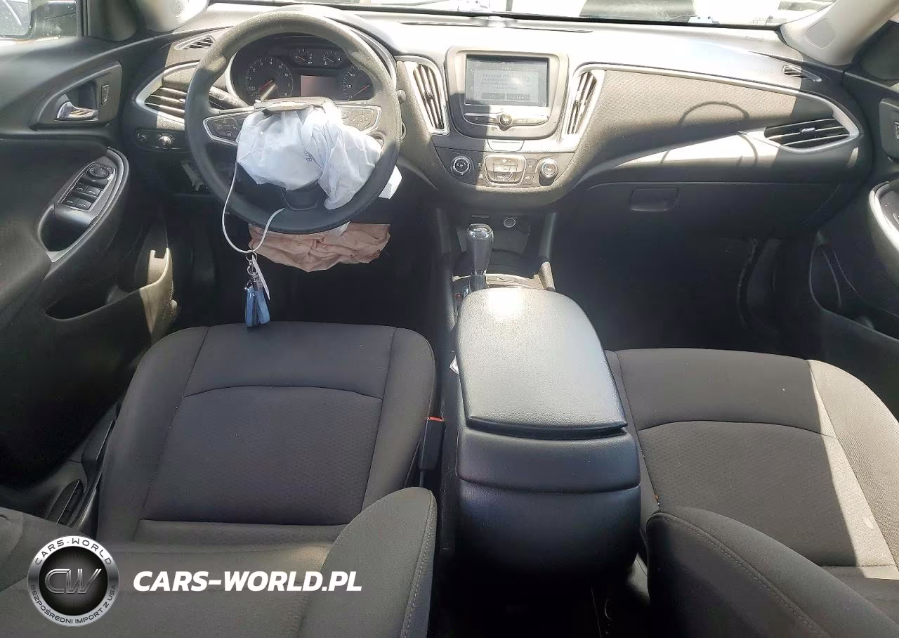 2018 Chevrolet Malibu Ls VIN:1G1ZB5ST7JF213363 - 8