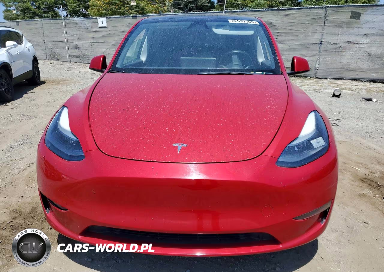 2023 Tesla Model Y VIN:7SAYGDEE4PF800860 - 5