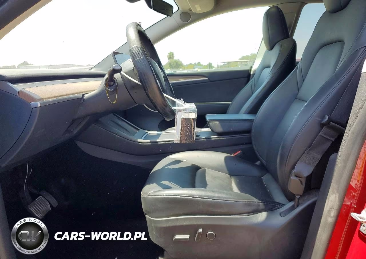 2023 Tesla Model Y VIN:7SAYGDEE4PF800860 - 7