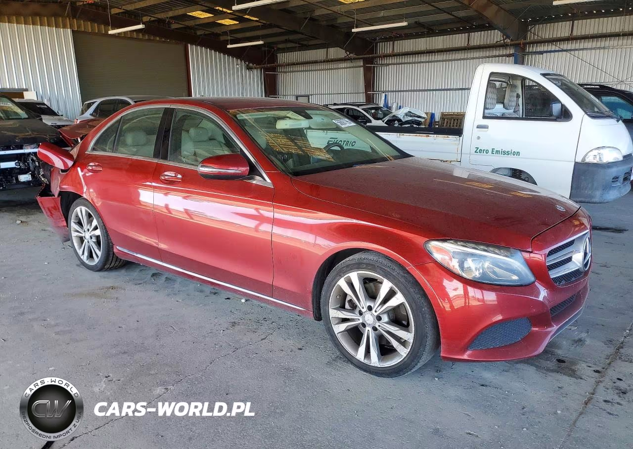 2016 Mercedes-Benz C 300 VIN:55SWF4JB2GU173836 - 4