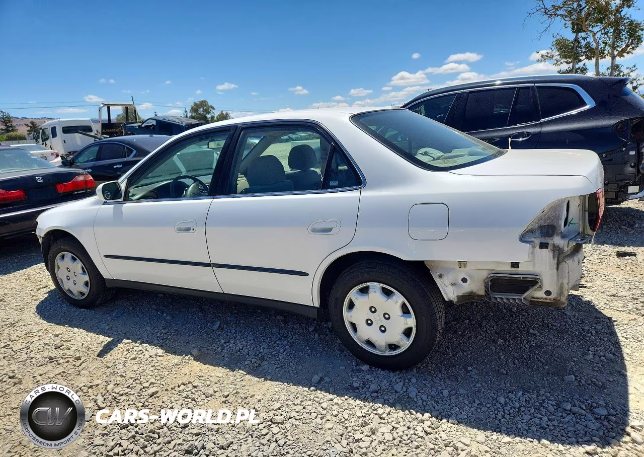 1998 Honda Accord Lx VIN:1HGCG5648WA149938 - 2