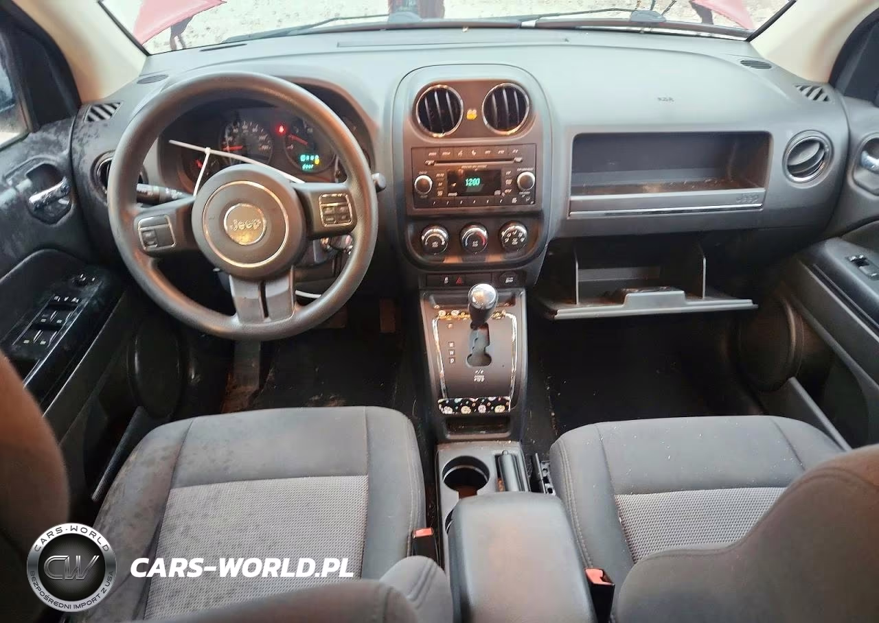 2012 Jeep Compass Sport VIN:1C4NJDBB6CD572311 - 8