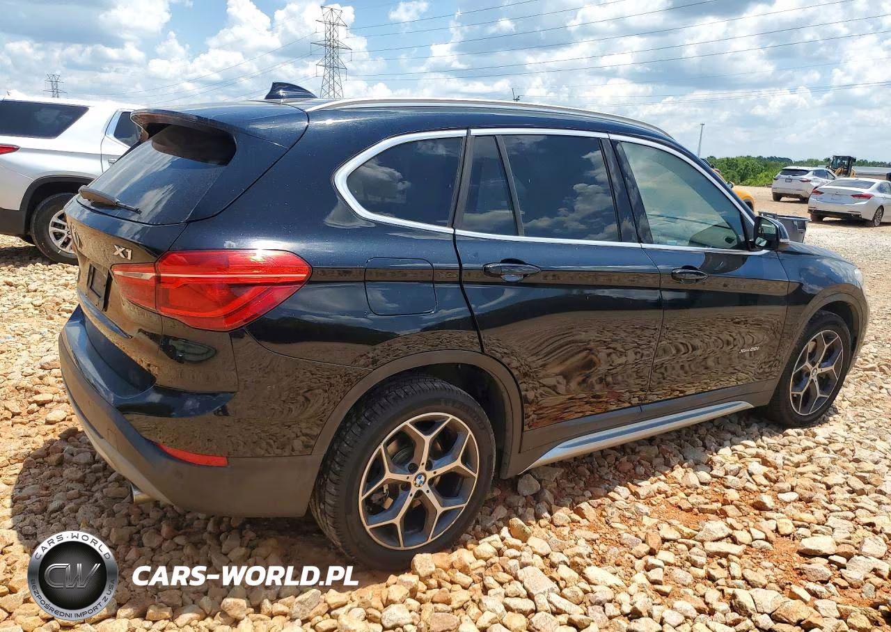2018 BMW X1 xDrive28I VIN:WBXHT3Z30J4A66556 - 3