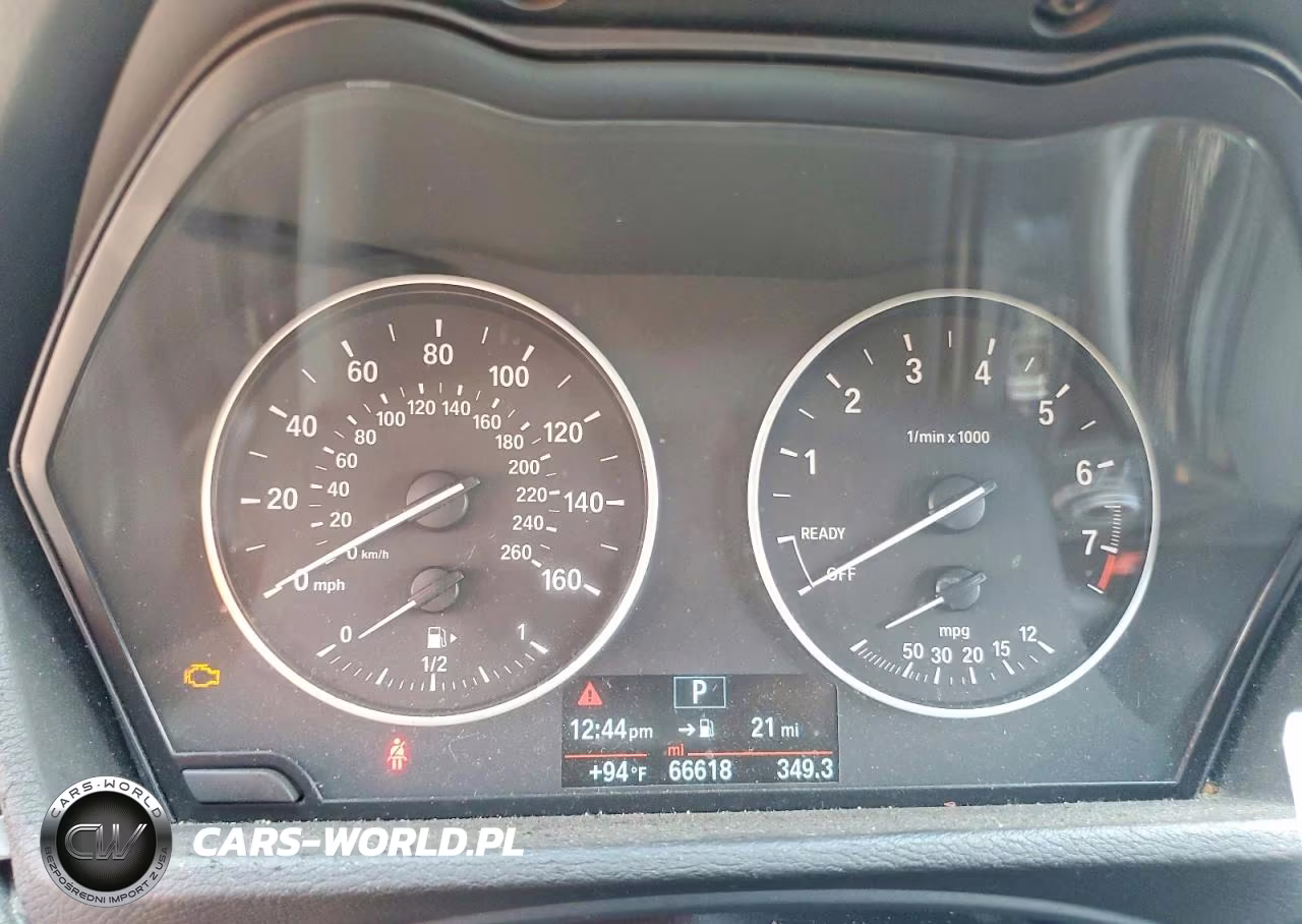 2018 BMW X1 xDrive28I VIN:WBXHT3Z30J4A66556 - 9