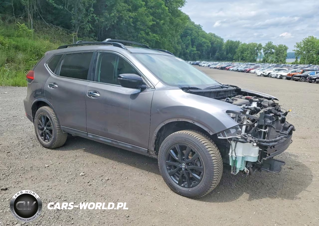 2017 Nissan Rogue Sv VIN:5N1AT2MV0HC821800 - 4