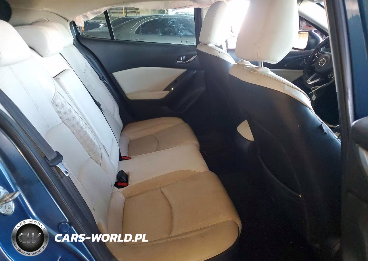2018 Mazda 3 VIN:3MZBN1M32JM202225 - 10
