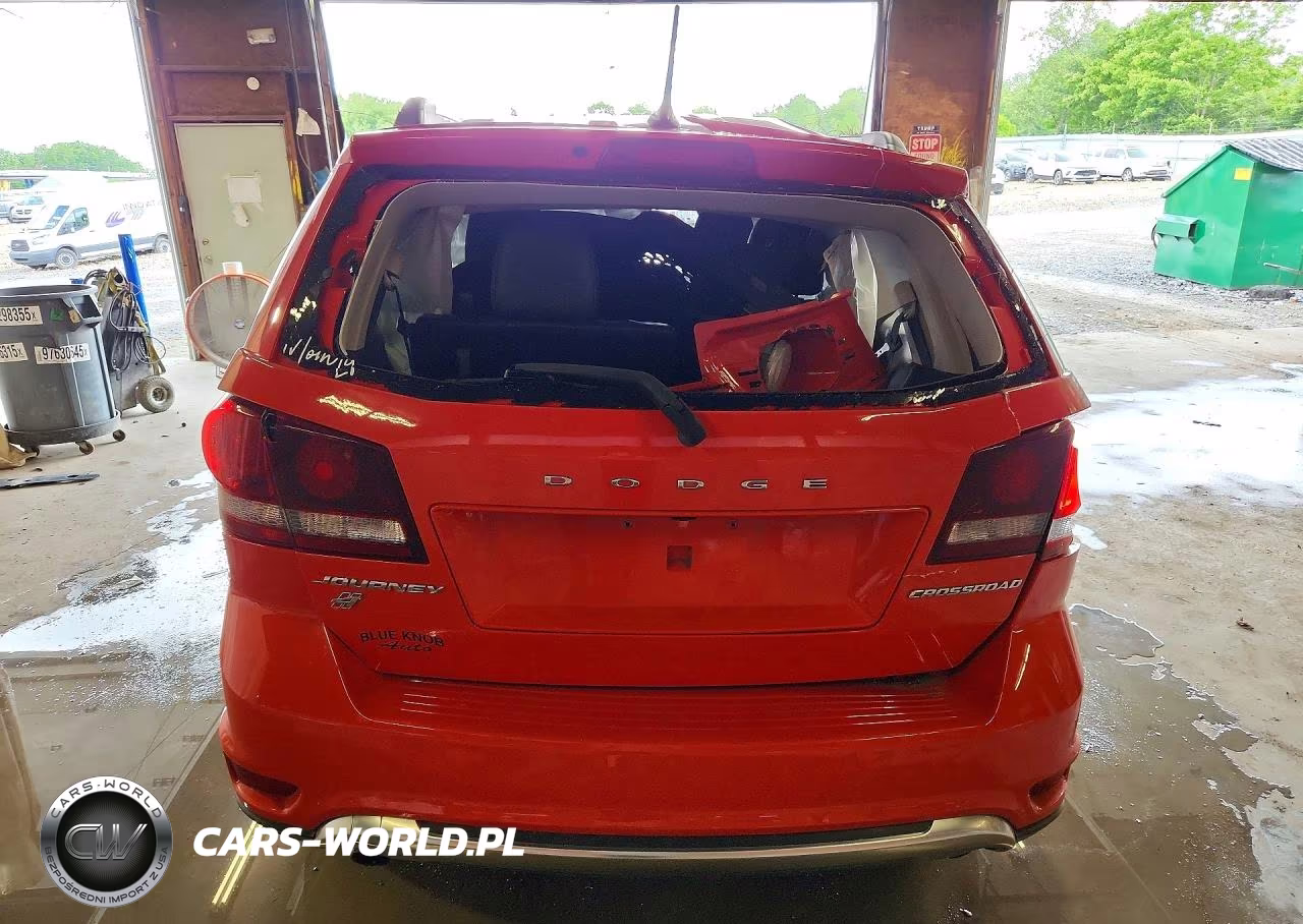 2018 Dodge Journey Crossroad VIN:3C4PDDGG5JT387629 - 6