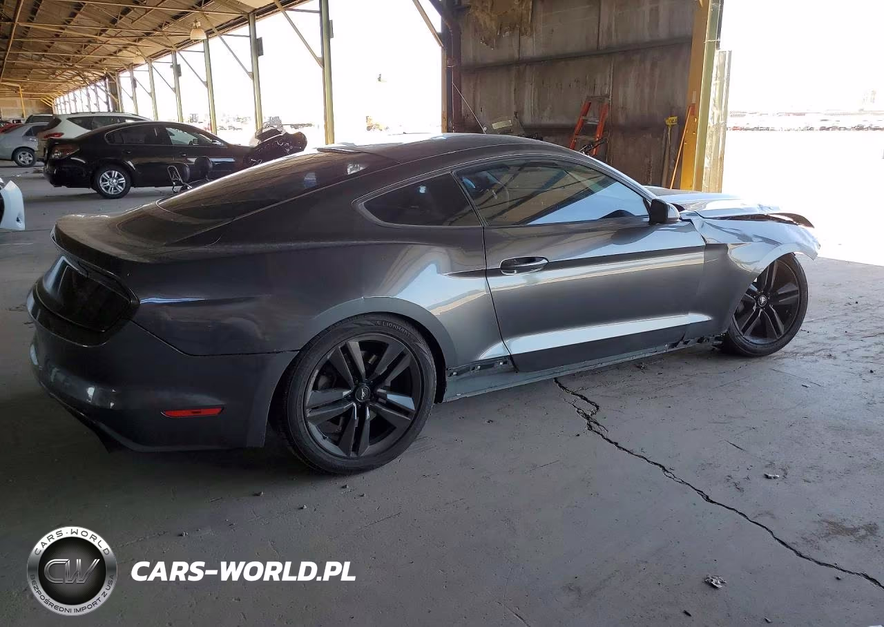 2015 Ford Mustang VIN:1FA6P8THXF5392122 - 3