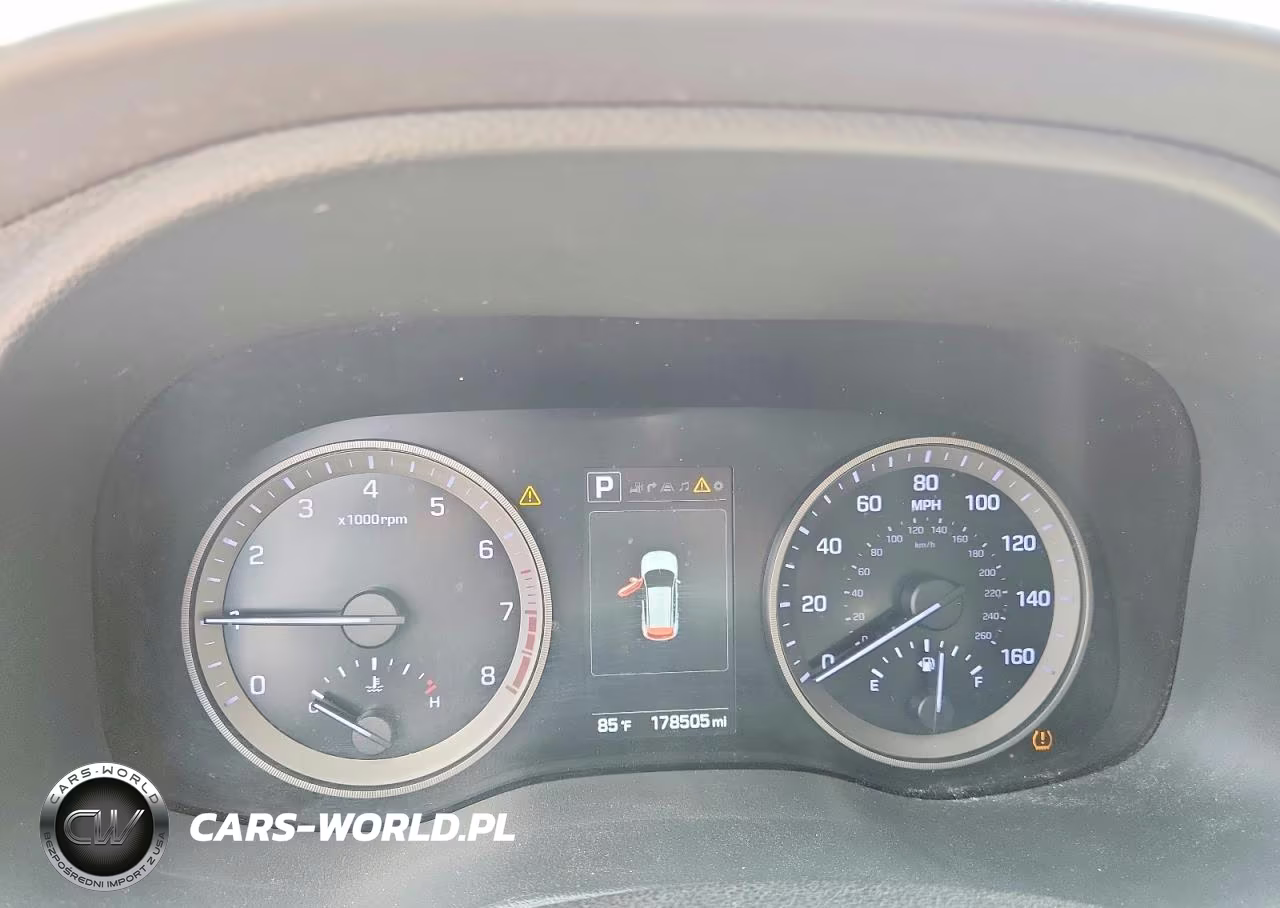 2017 Hyundai Tucson Limited VIN:KM8J3CA22HU371111 - 9