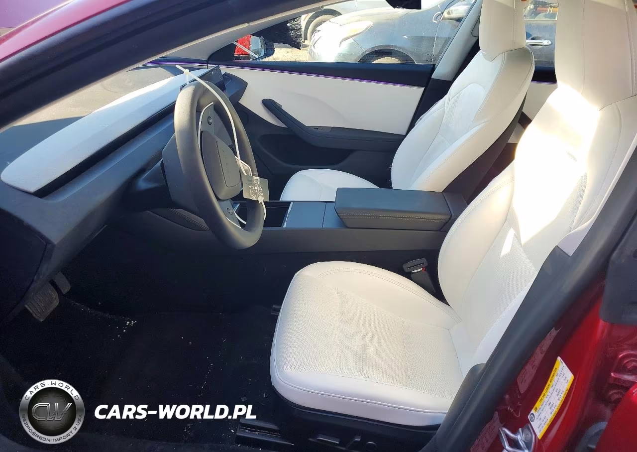 2025 Tesla Model 3 VIN:5YJ3E1EB6SF921528 - 7