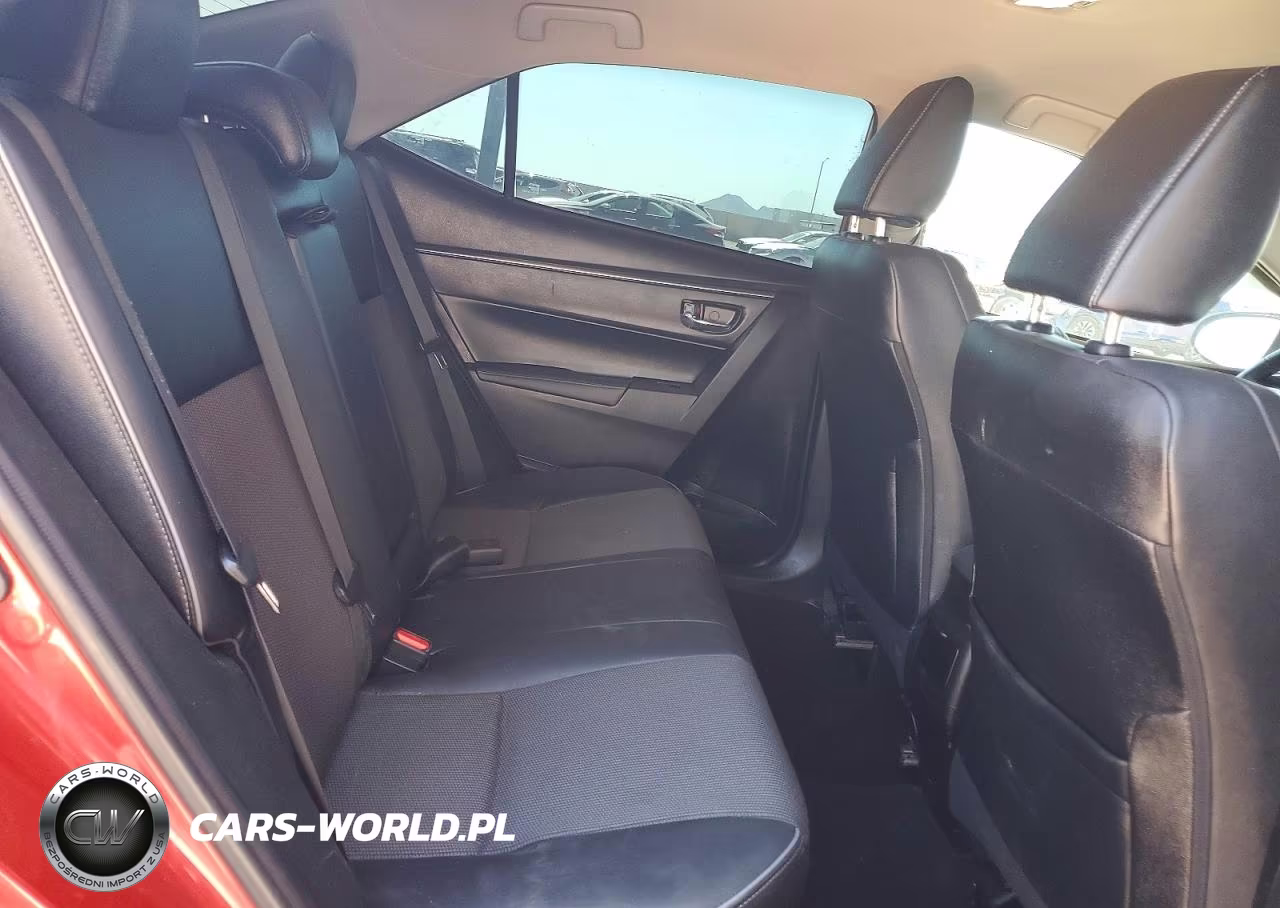 2015 Toyota Corolla S Plus VIN:5YFBURHE3FP345765 - 10
