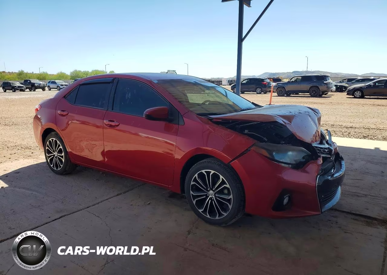 2015 Toyota Corolla S Plus VIN:5YFBURHE3FP345765 - 4