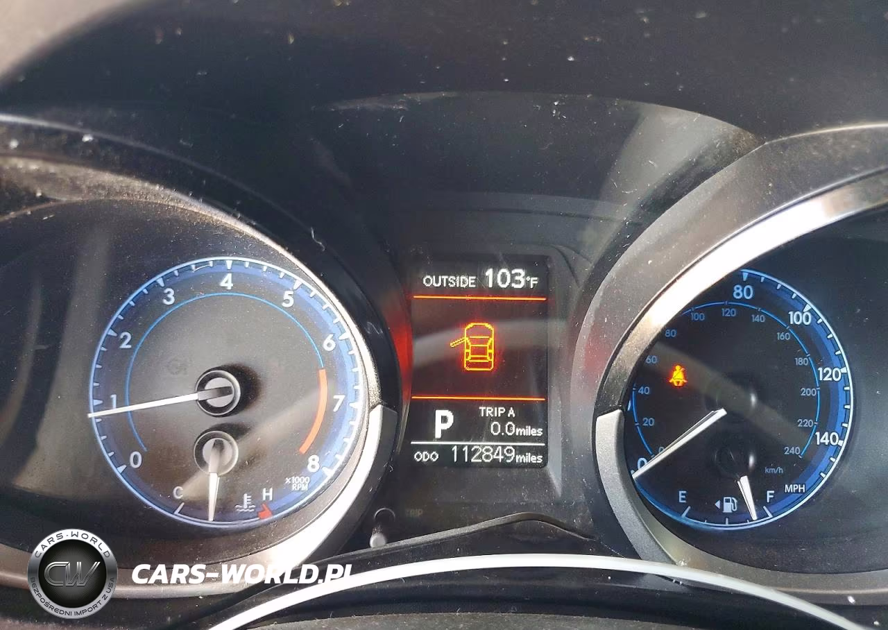2015 Toyota Corolla S Plus VIN:5YFBURHE3FP345765 - 9