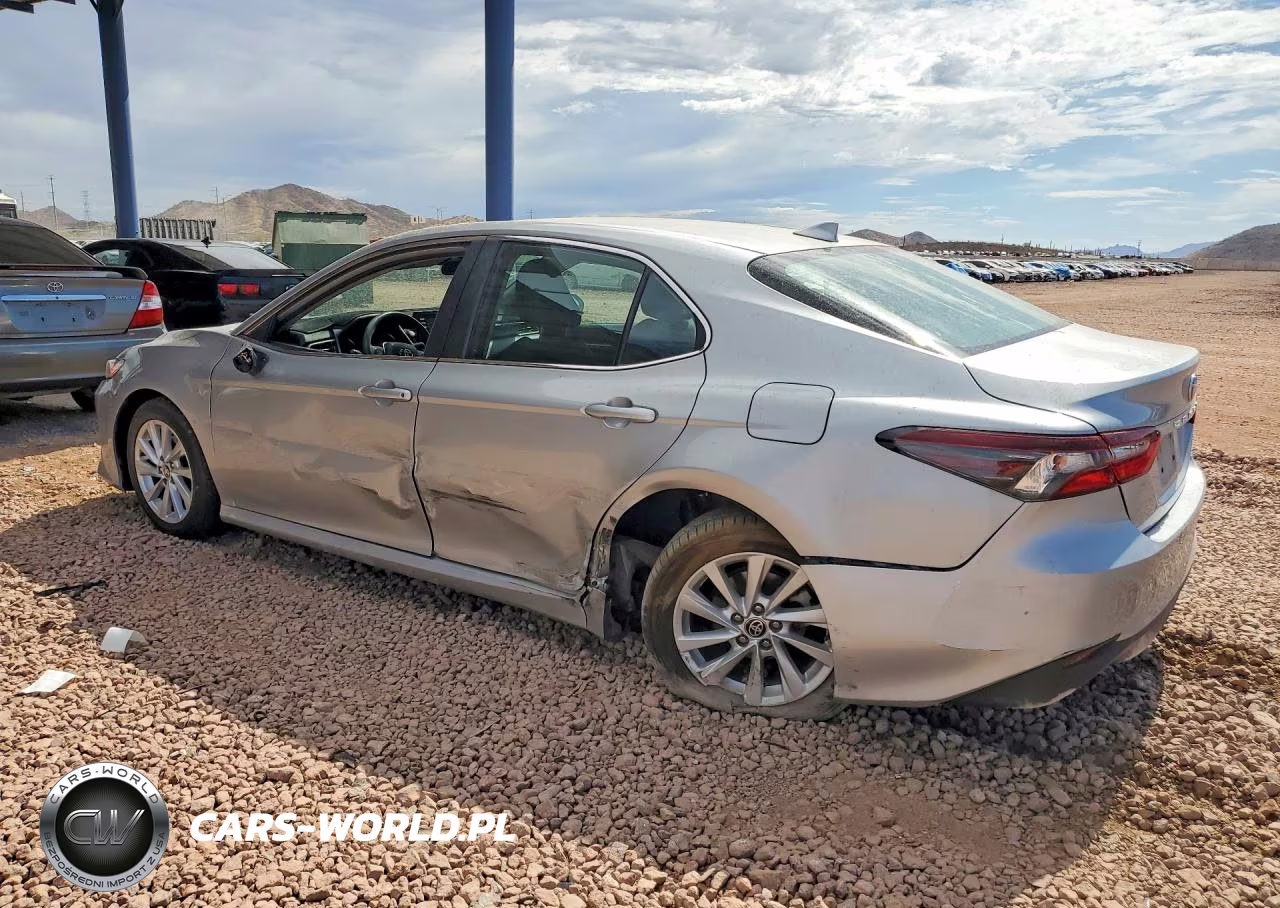 2023 Toyota Camry Le VIN:4T1C11AK3PU097015 - 2