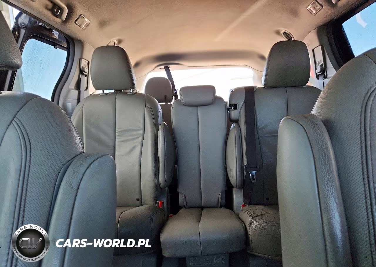 2011 Toyota Sienna Xle 8-Passenger VIN:5TDYK3DC1BS174114 - 10