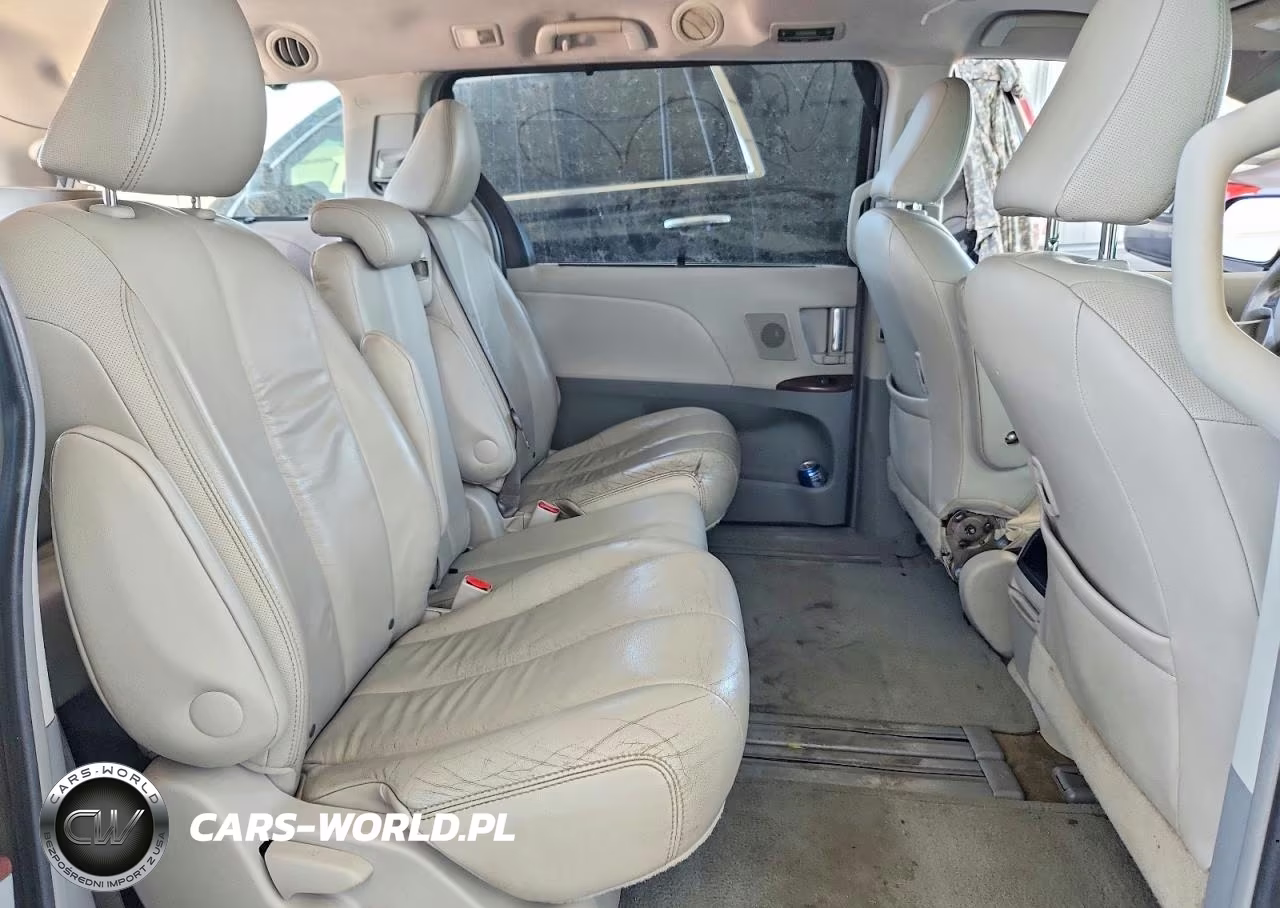 2011 Toyota Sienna Xle 8-Passenger VIN:5TDYK3DC1BS174114 - 11