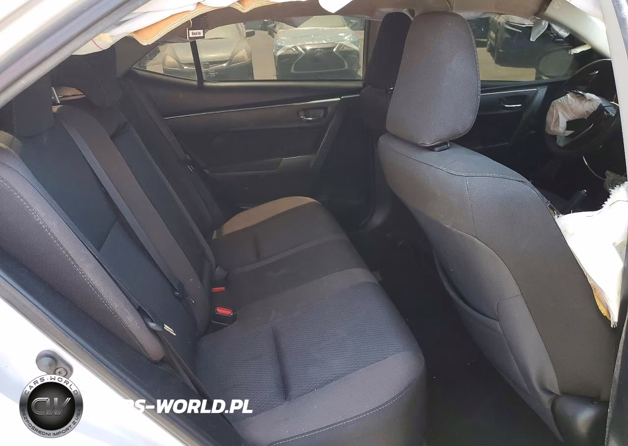 2019 Toyota Corolla Le VIN:2T1BURHEXKC147985 - 10
