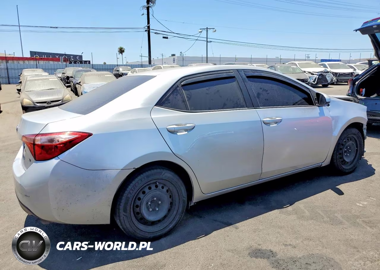 2019 Toyota Corolla Le VIN:2T1BURHEXKC147985 - 3