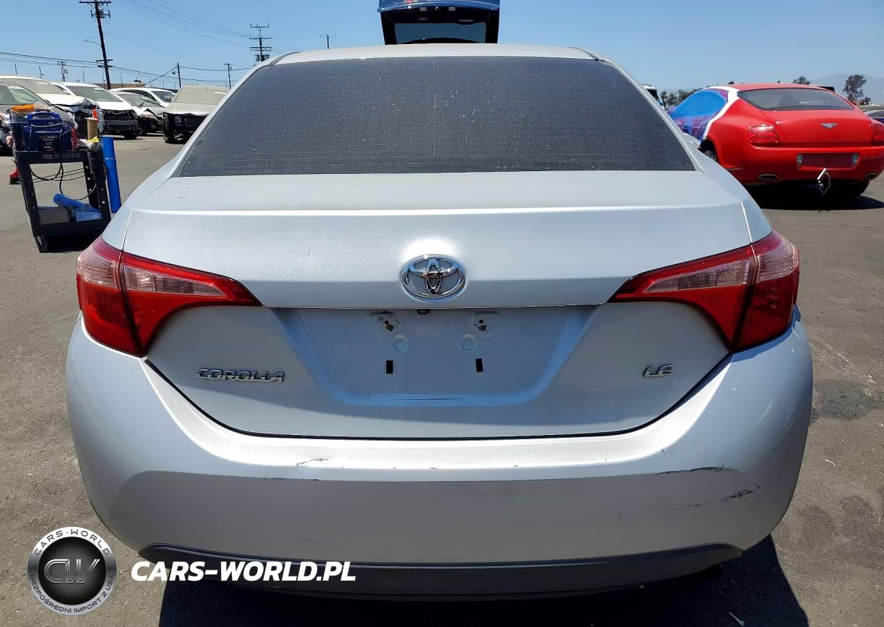 2019 Toyota Corolla Le VIN:2T1BURHEXKC147985 - 6