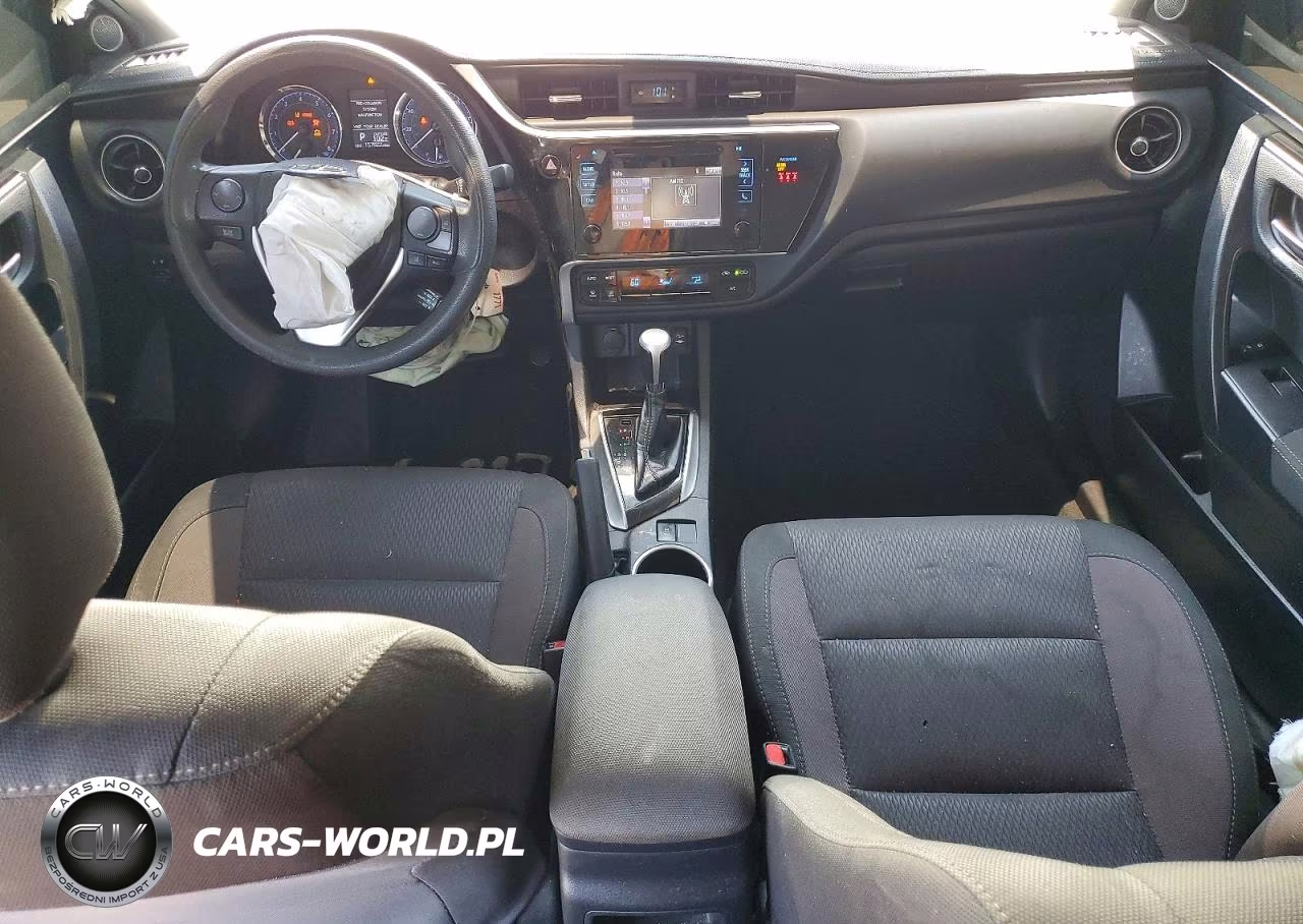 2019 Toyota Corolla Le VIN:2T1BURHEXKC147985 - 8