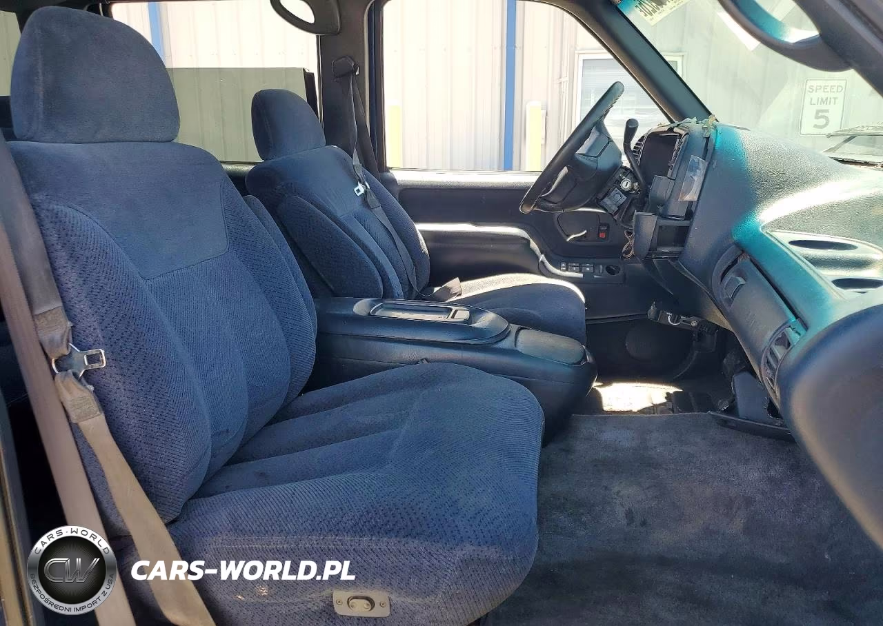 1995 Chevrolet Suburban C2500 VIN:1GNGC26N9SJ326176 - 7