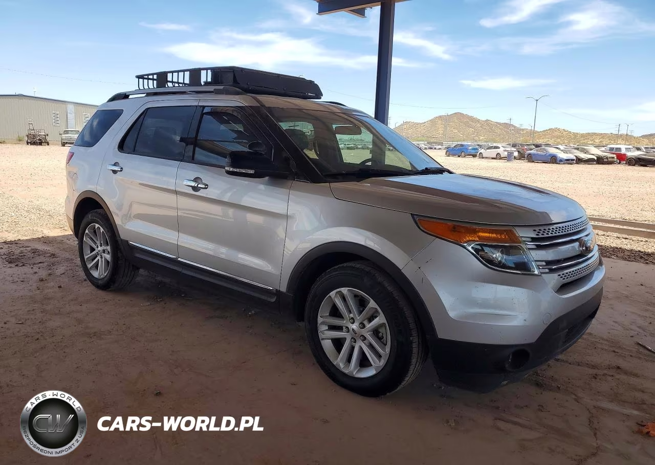 2015 Ford Explorer Xlt VIN:1FM5K7D82FGA55375 - 4