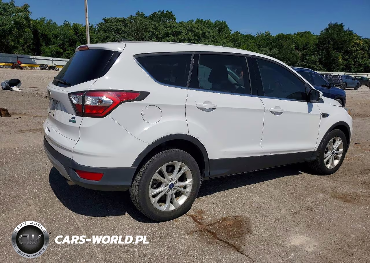 2017 Ford Escape Se VIN:1FMCU0GD5HUA29911 - 3