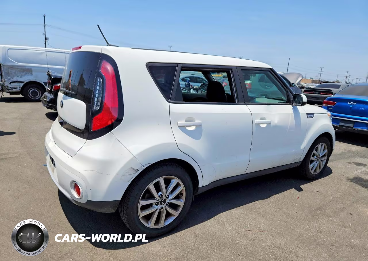 2019 Kia Soul + VIN:KNDJP3A54K7002484 - 3
