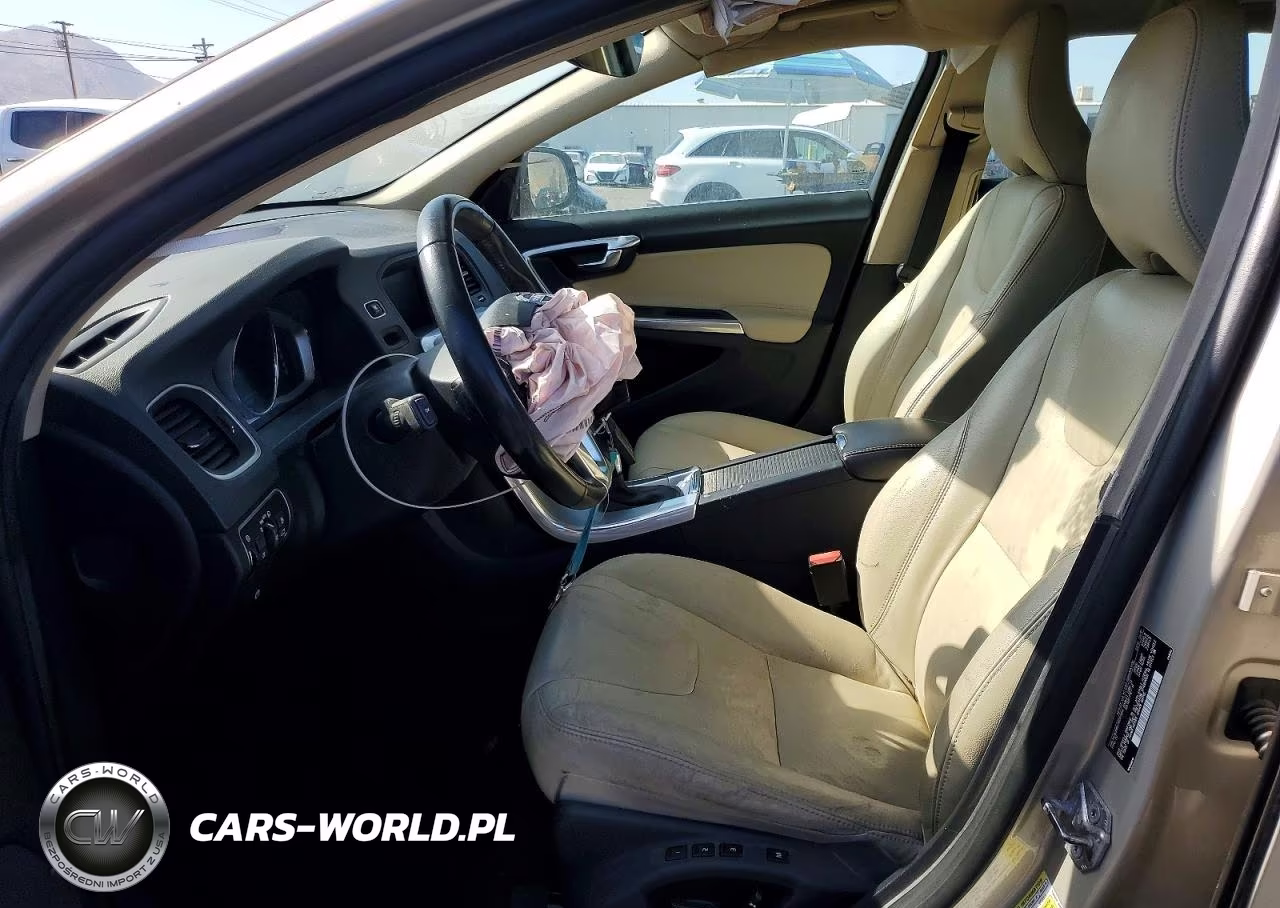 2017 Volvo V60 T5 Premier VIN:YV140MEK7H1373054 - 7