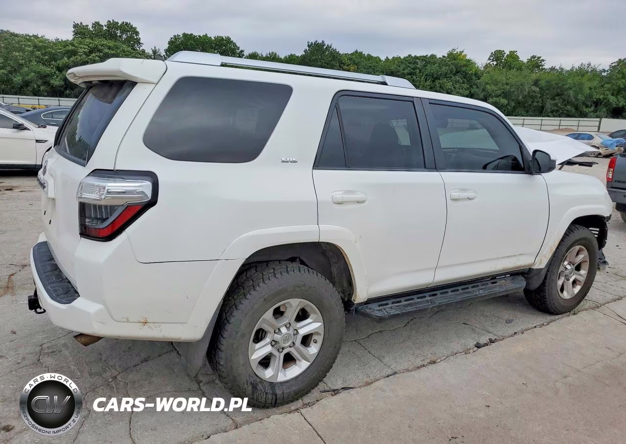 2015 Toyota 4Runner Sr5 VIN:JTEBU5JR2F5210940 - 3