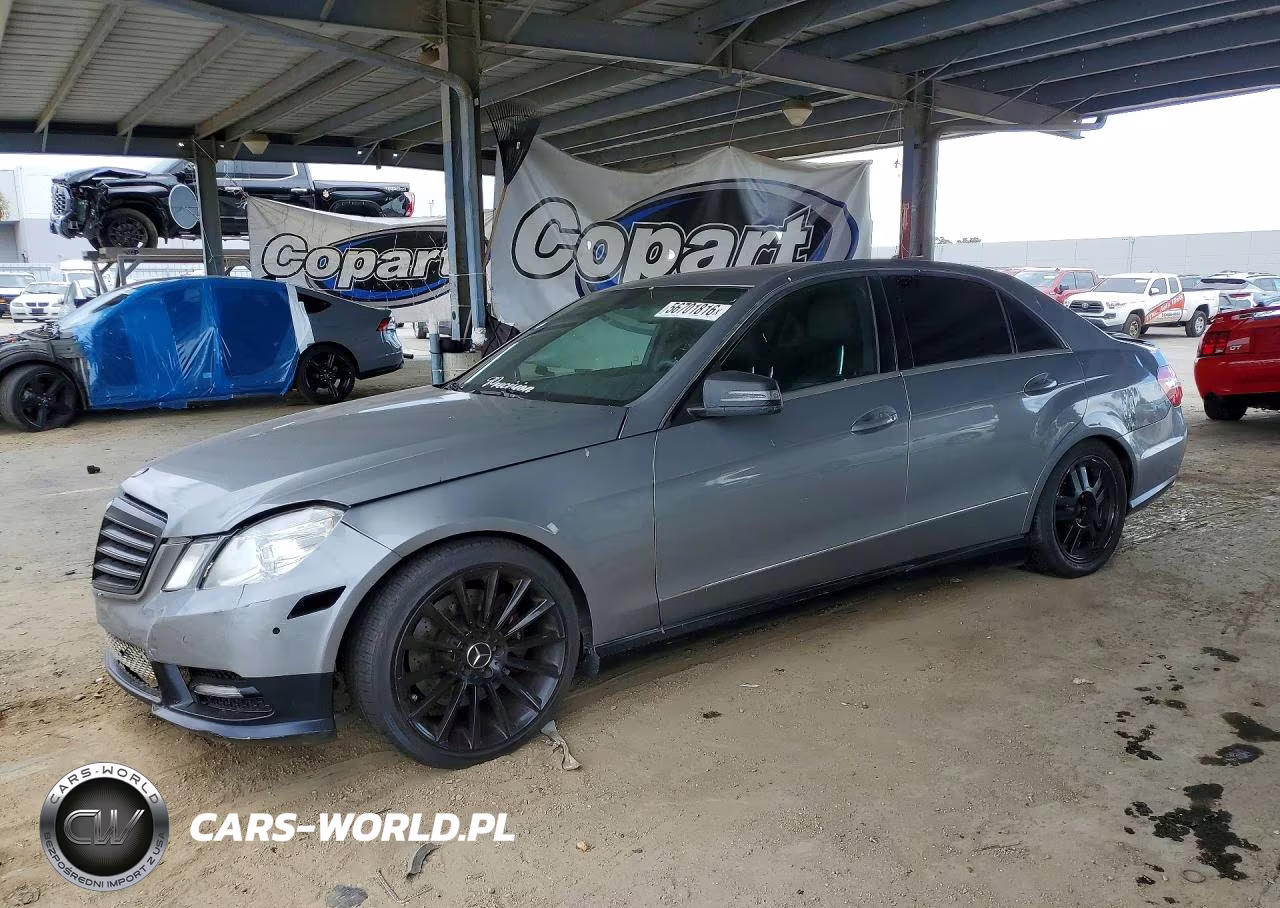 2011 Mercedes-Benz E 550 – zdjęcie 1 z 12