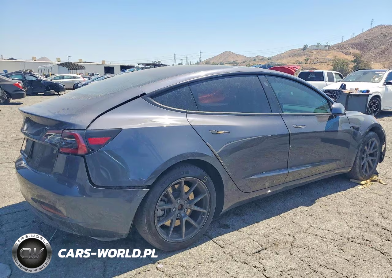 2023 Tesla Model 3 VIN:5YJ3E1EAXPF616161 - 3