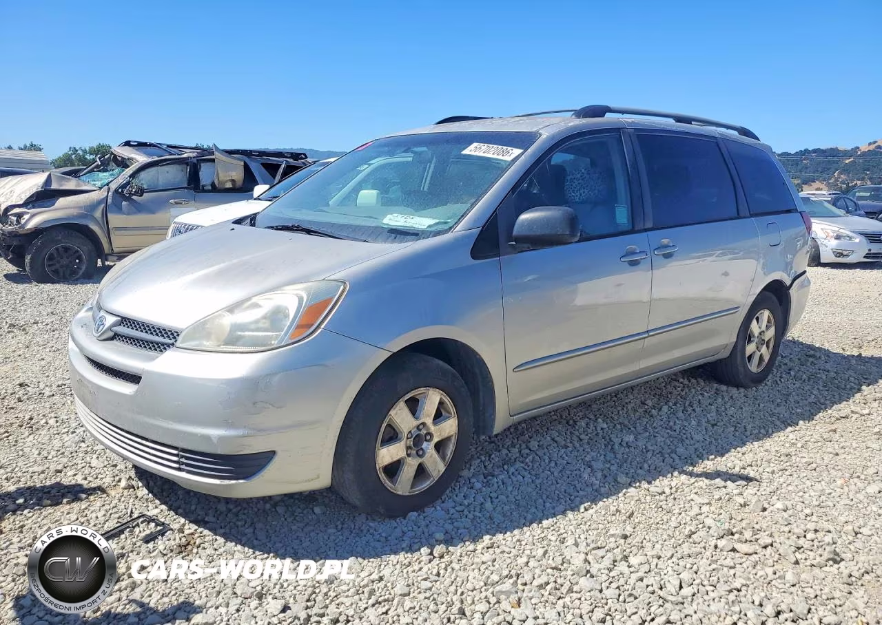 2005 Toyota Sienna Le 8 Passenger